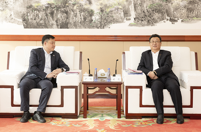 1670835370470094051.jpg 嚴(yán)昊2.jpg
